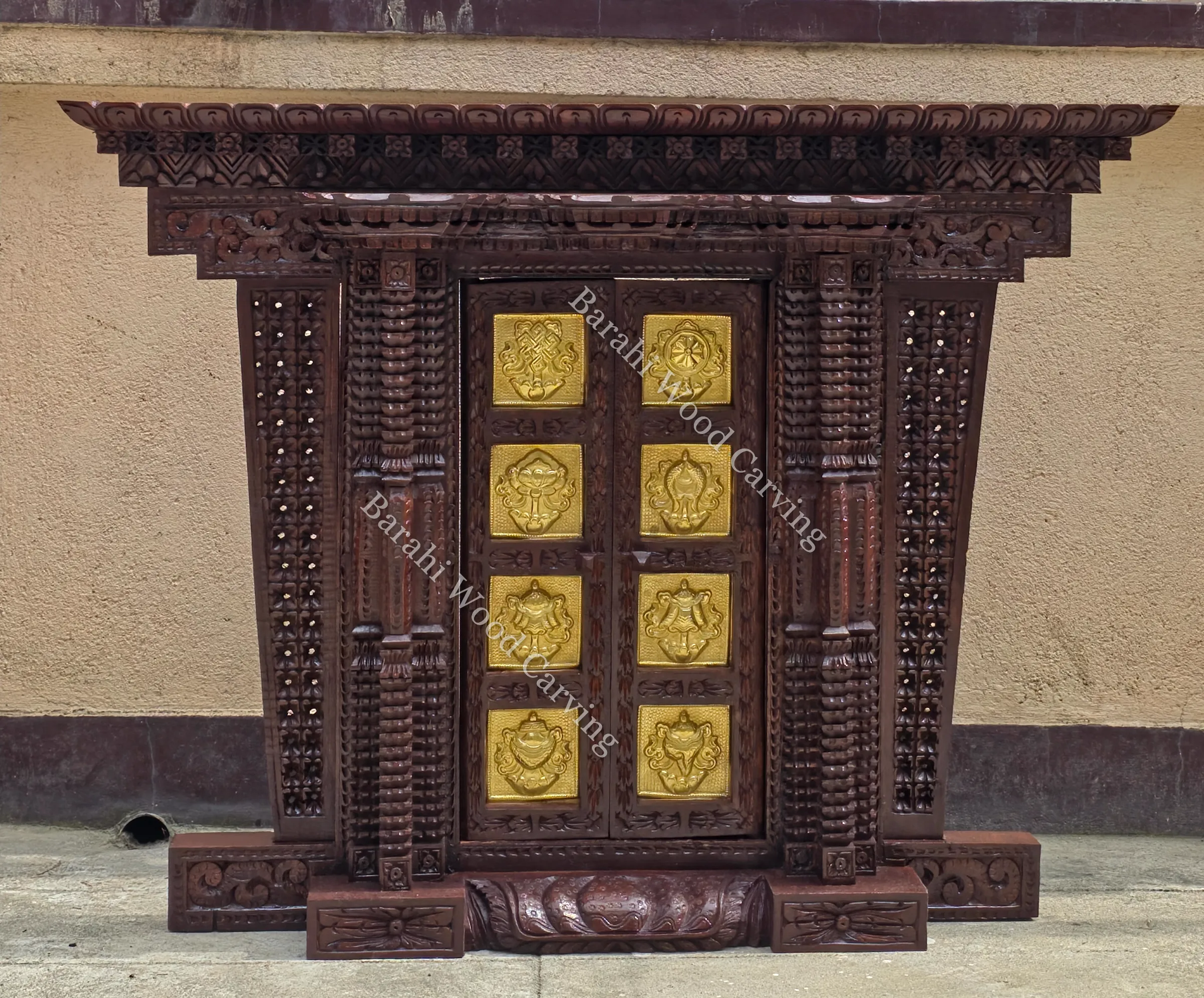 Ashtamangala Door